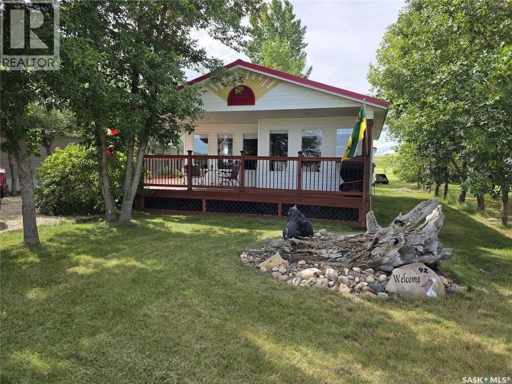 92 Pelican Drive, Lake Diefenbaker