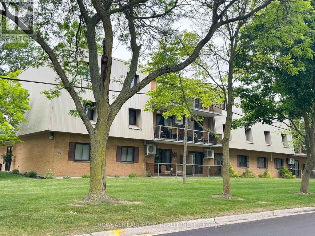 201 - 91 Spruce Street W, Aylmer