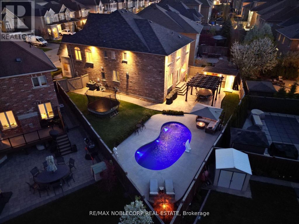 27 Gorman Avenue, Vaughan (vellore Village)