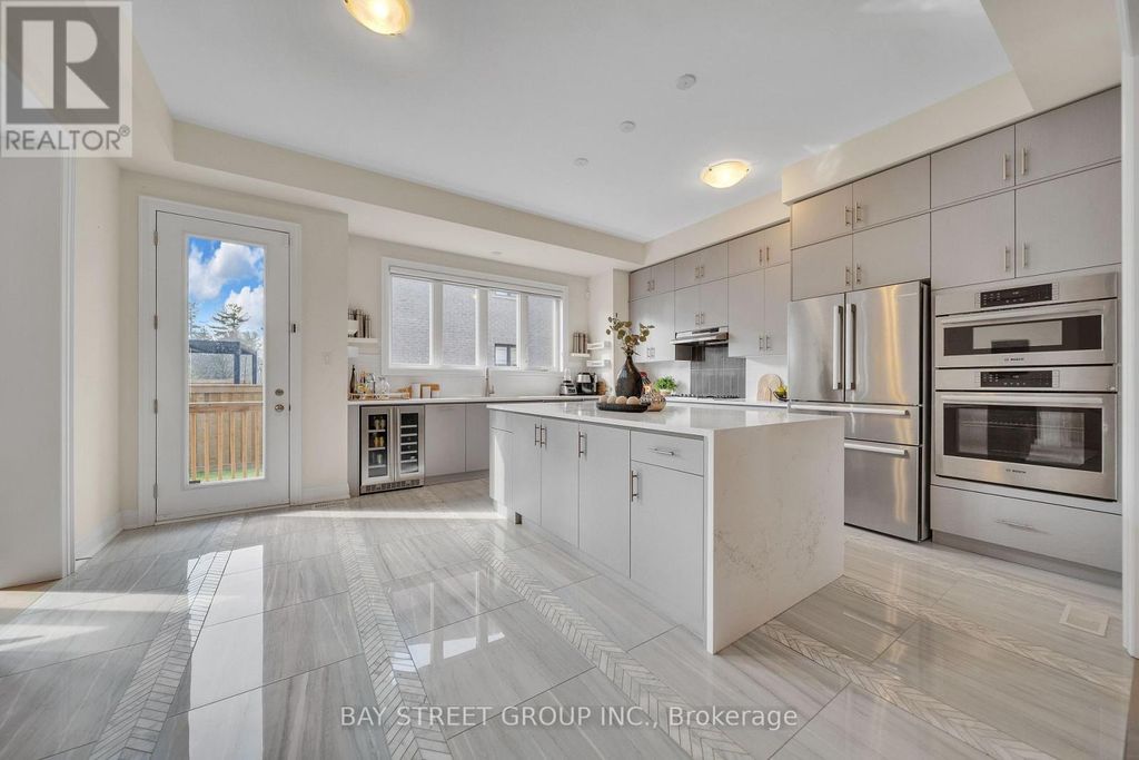 2411 Saw Whet Boulevard, Oakville (ga Glen Abbey)