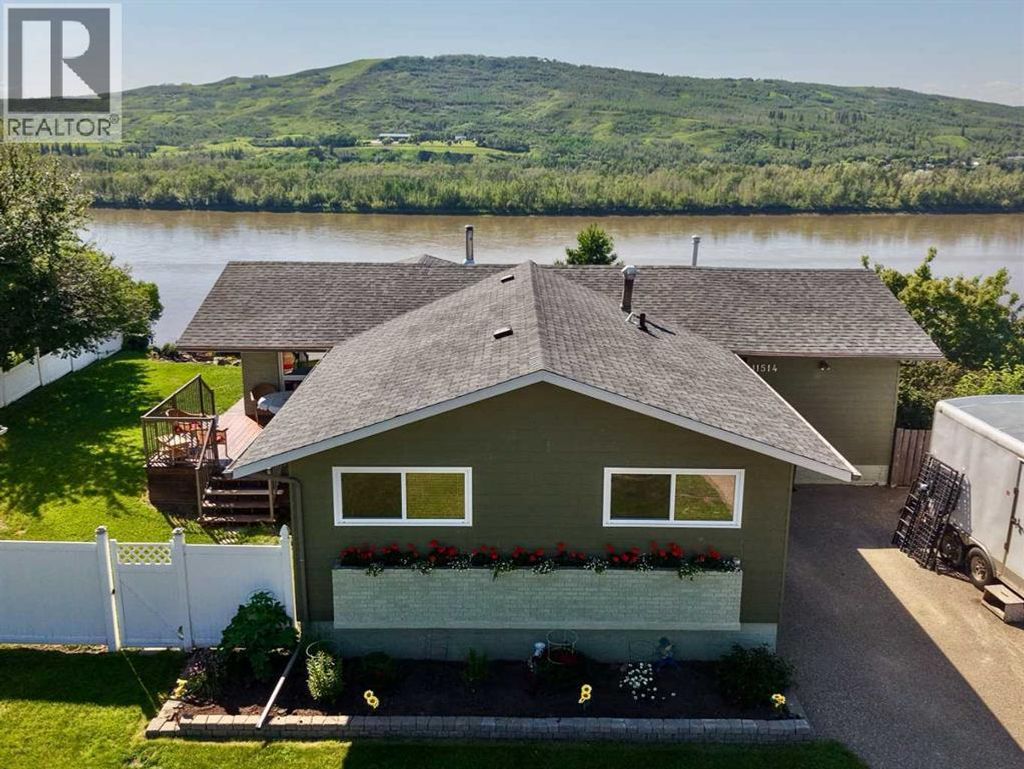 11514 101 Street, Peace River