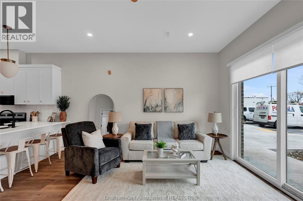 12 Mill Street West Unit# 407, Tilbury