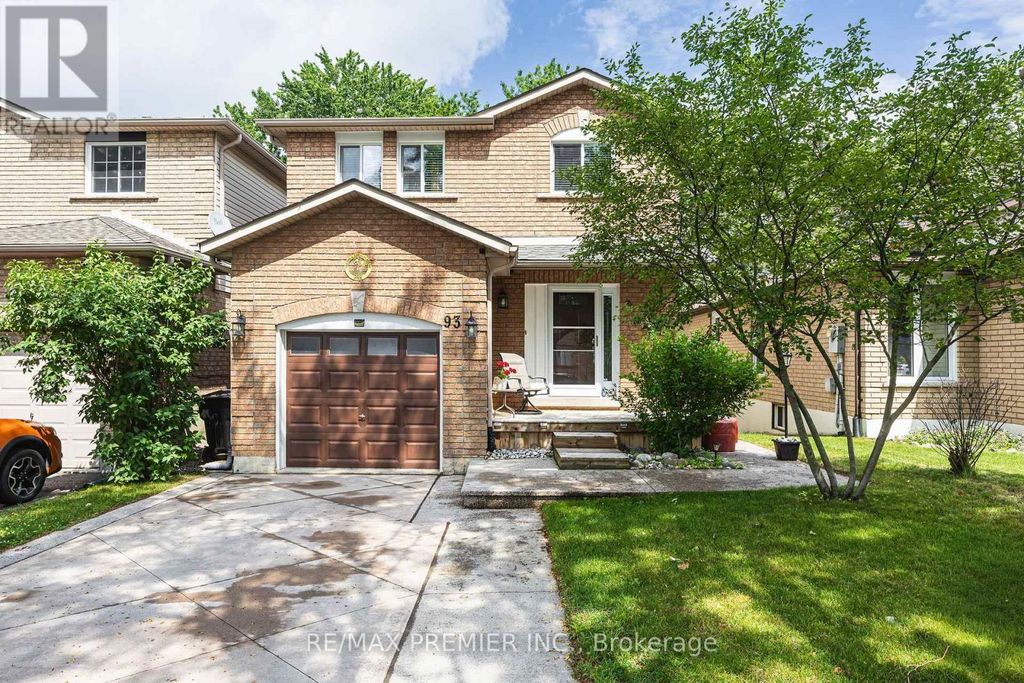 93 Kate Aitken Crescent, New Tecumseth (beeton)