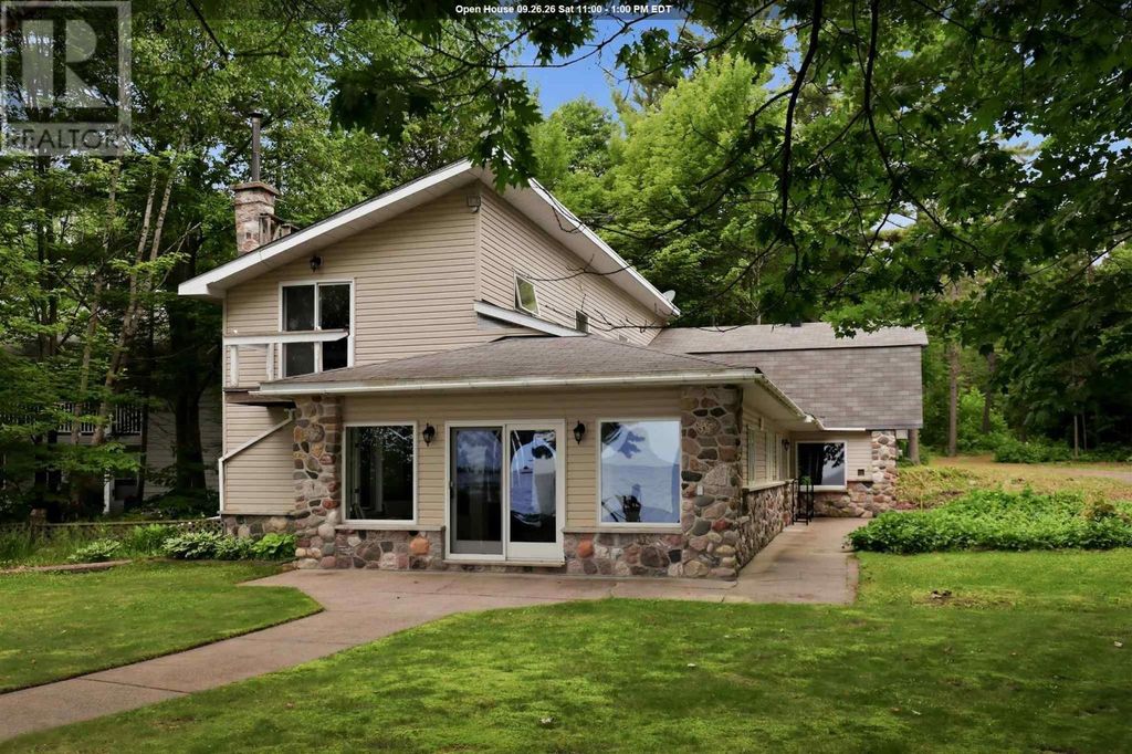15 Dominion Park Dr, Thessalon