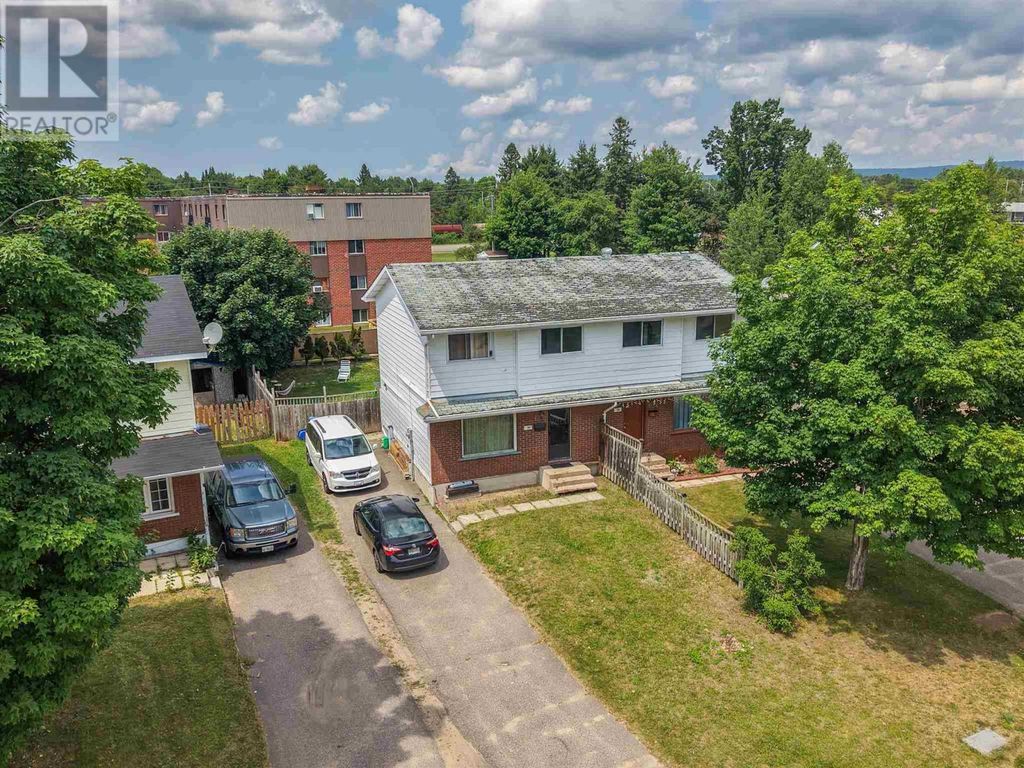 75 Robin St, Sault Ste. Marie
