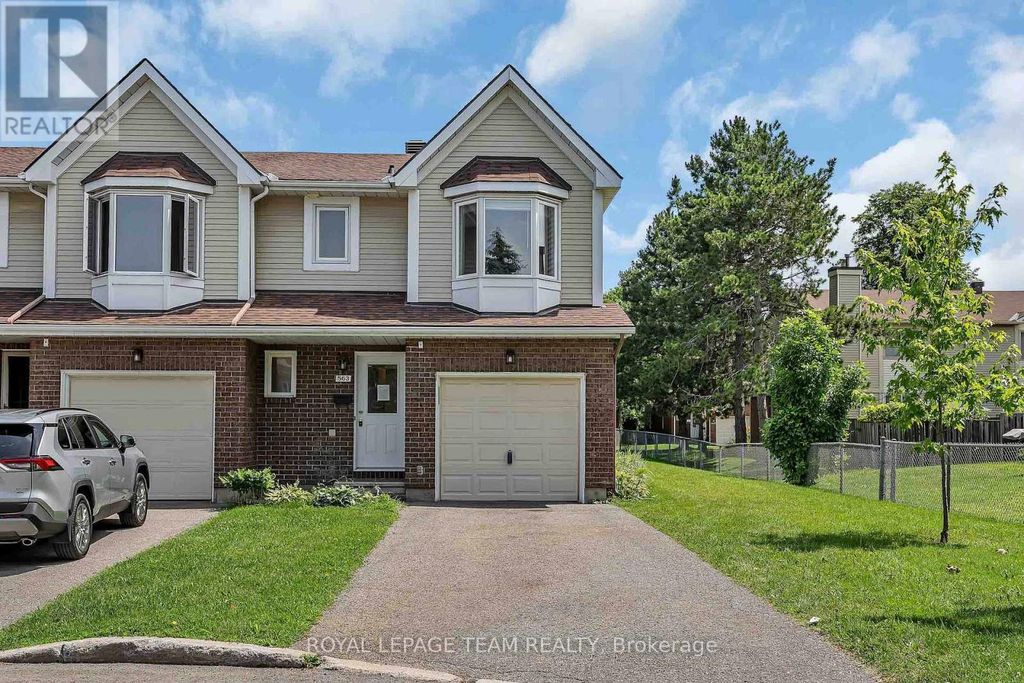 563 Parasol Court, Ottawa
