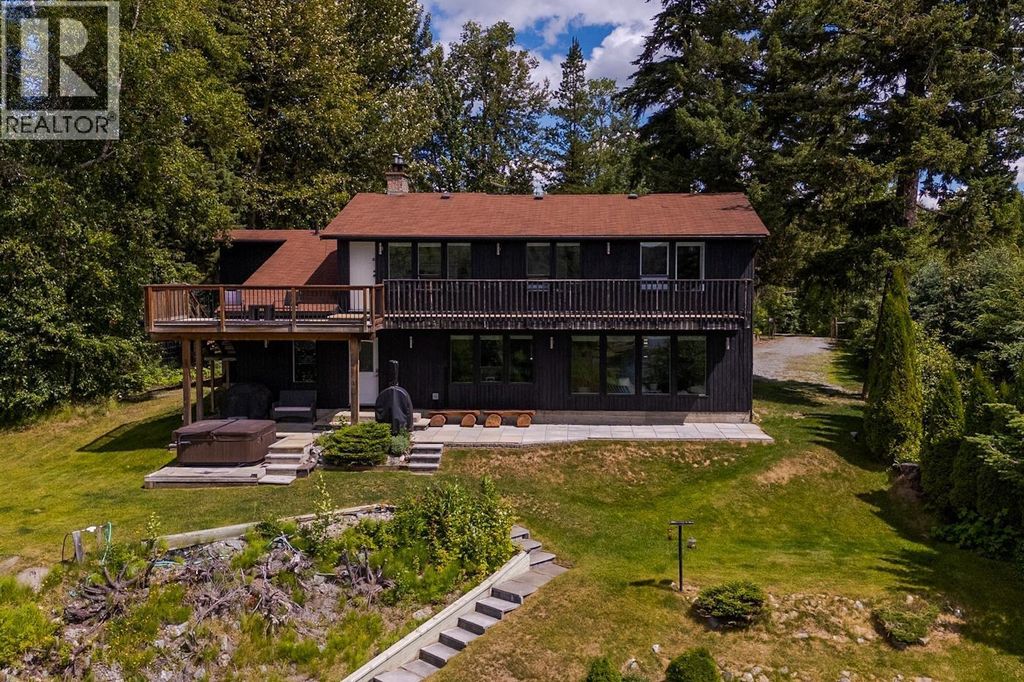 9875 Lakeshore Drive, Prince George