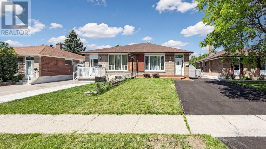 19 Ascot Avenue, Brampton (avondale)