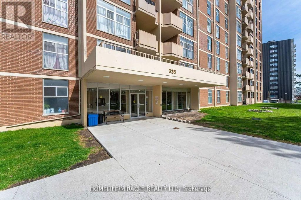 909 - 335 Driftwood Avenue, Toronto (black Creek)