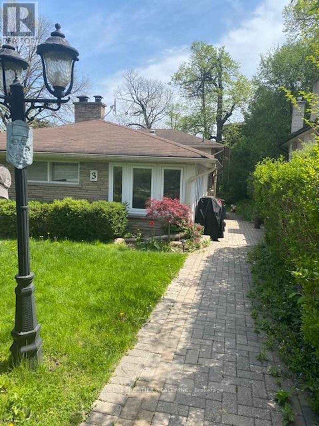 3 Donna Court, Toronto (newtonbrook East)