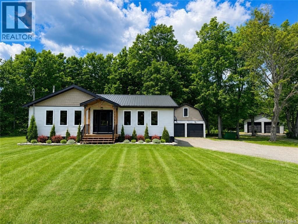 11726 Route 126, Collette