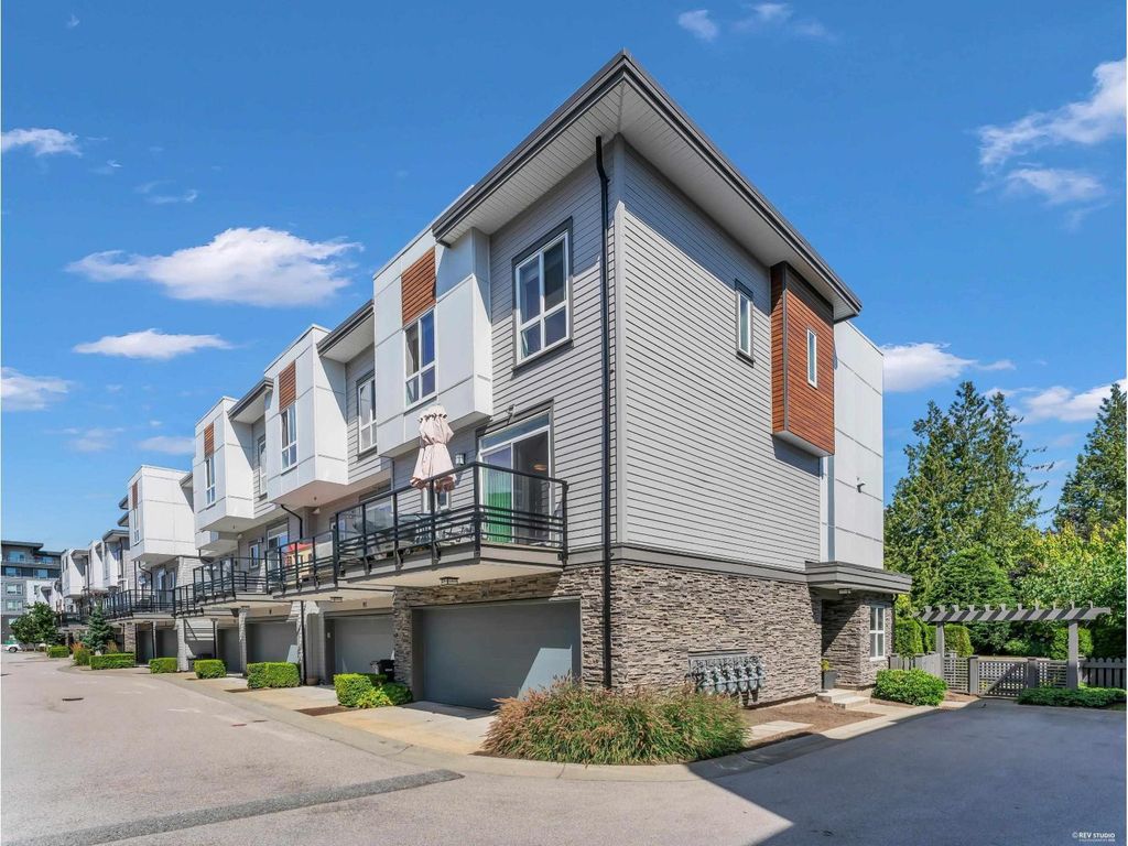 36 7947 209 Street, Langley