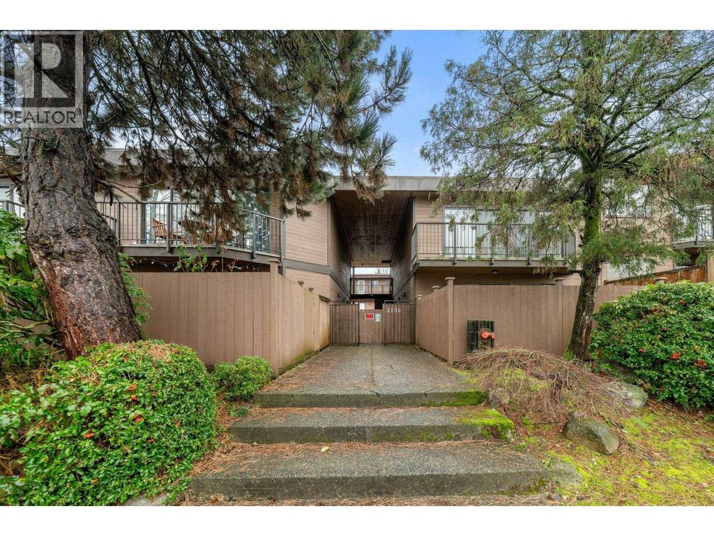 204 3136 Kingsway, Vancouver