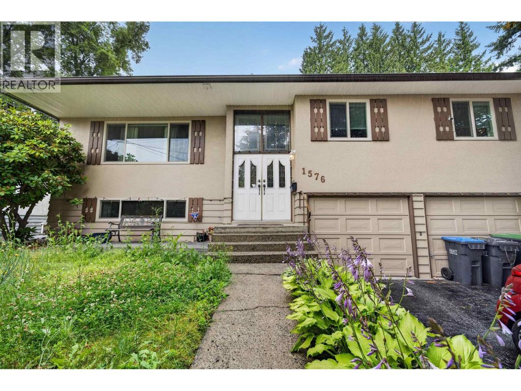 1576 Pitt River Road, Port Coquitlam