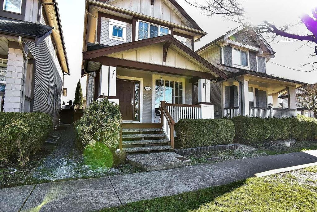6914 190 Street, Surrey