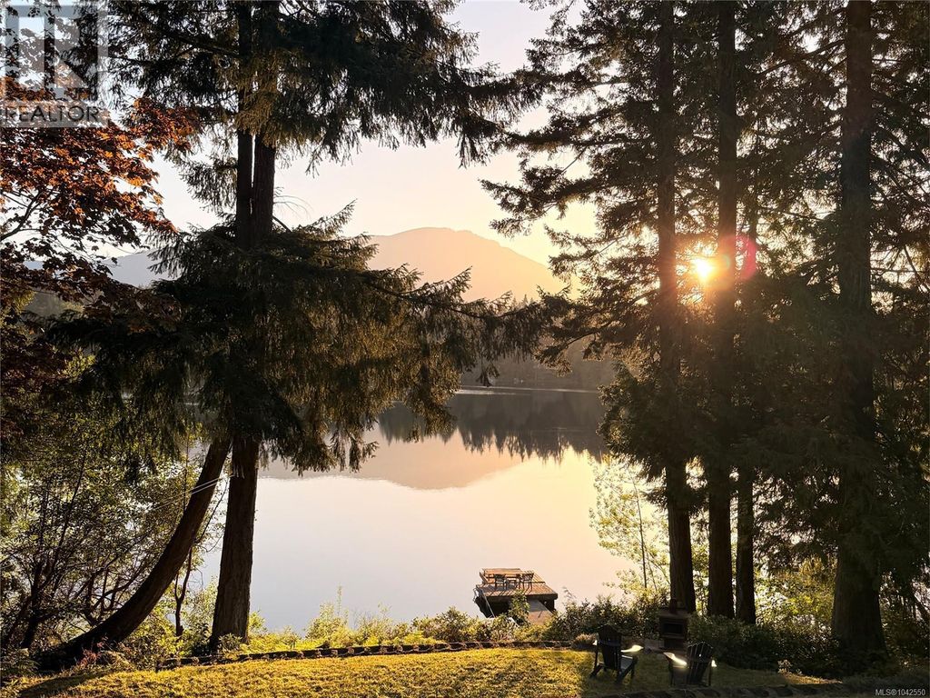 9370 Cottonwood Rd, Chemainus