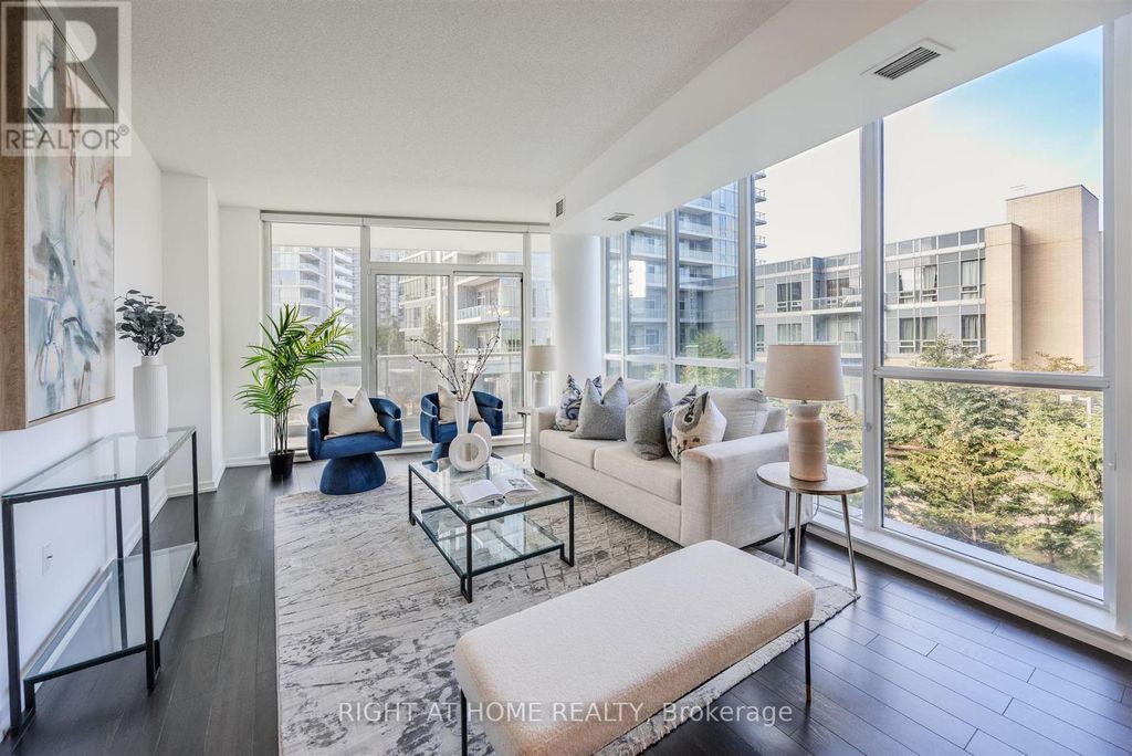 206 - 70 Forest Manor Road, Toronto (henry Farm)