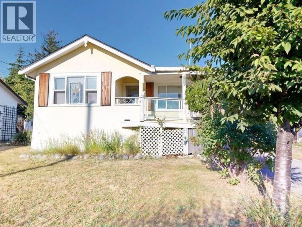 4712 Michigan Ave, Powell River
