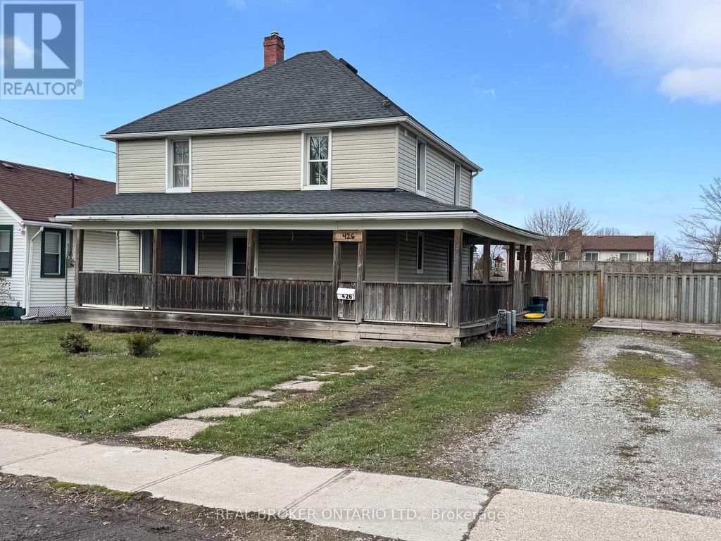 426 Phipps Street, Fort Erie (central)