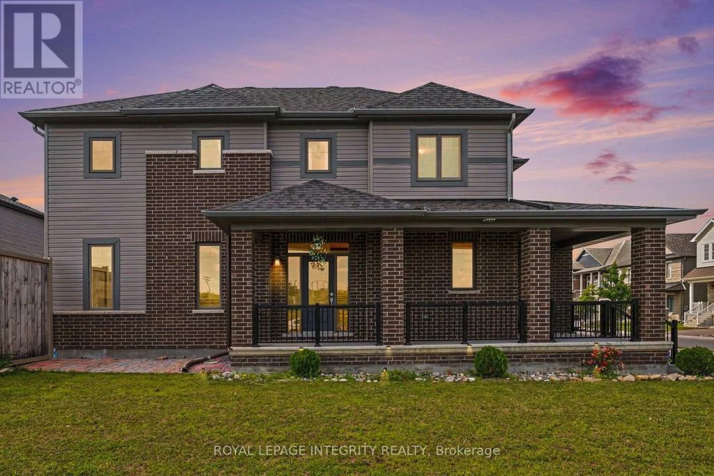 301 Cloyne Crescent, Ottawa