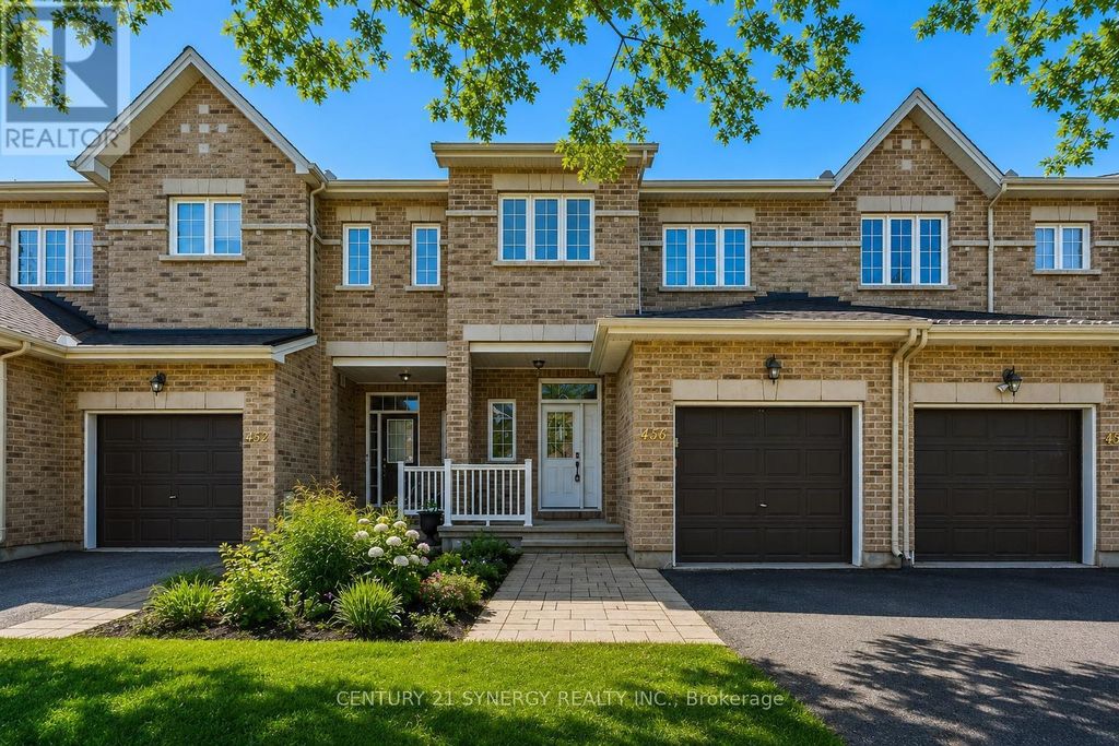 430 Foxhall Way, Ottawa