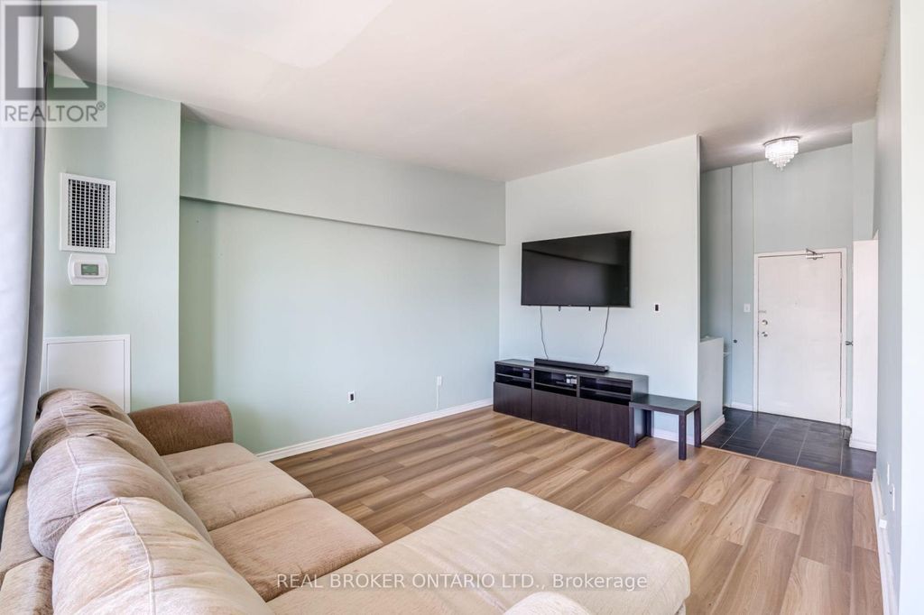 402 - 4060 Lawrence Avenue E, Toronto (west Hill)