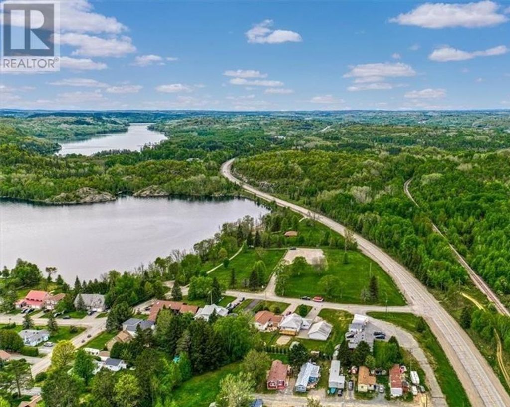 243 Simon Lake Drive, Naughton