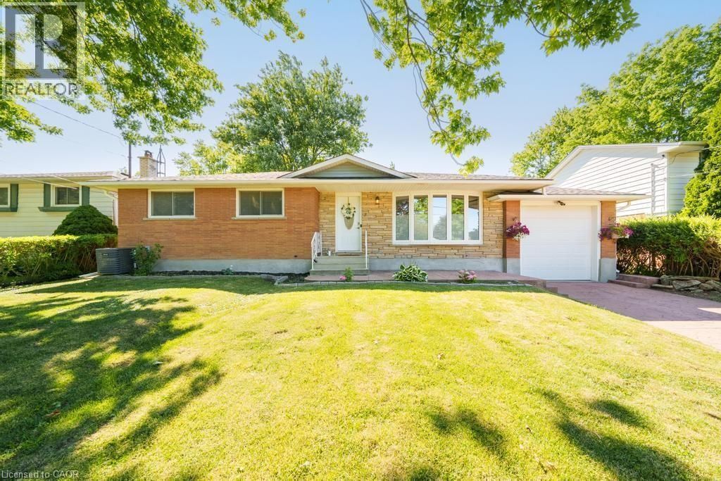 7 Wallis Avenue, Smithville
