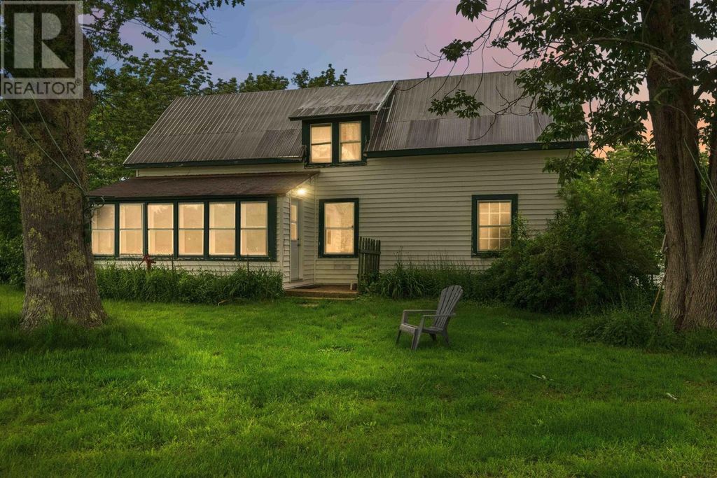 3682 Sissiboo Road, South Range