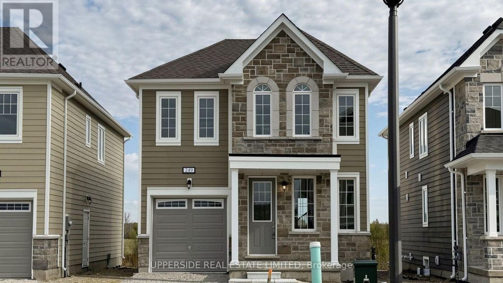 249 Village Gate Drive, Wasaga Beach