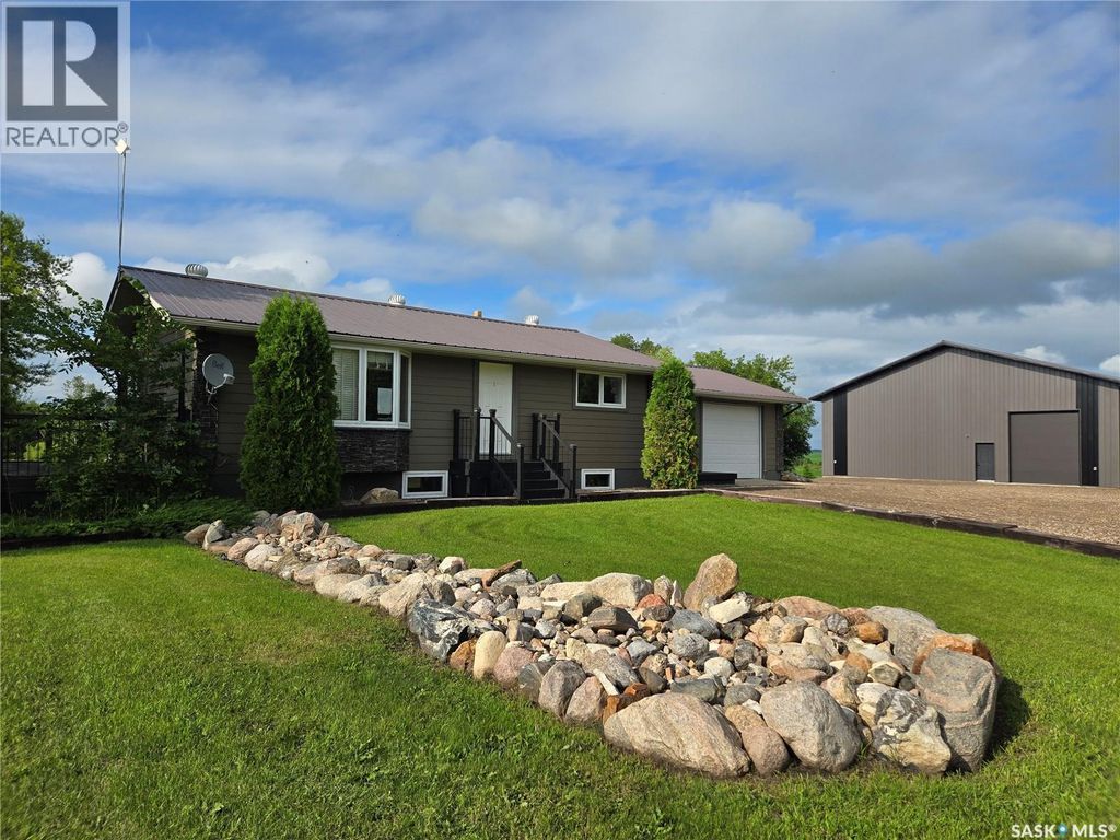 Kozmech Acreage, Wallace Rm No. 243