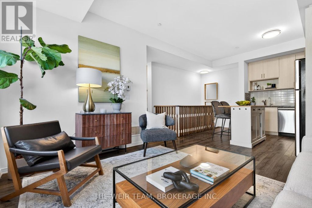 308 - 1120 Briar Hill Avenue, Toronto (briar Hill-Belgravia)