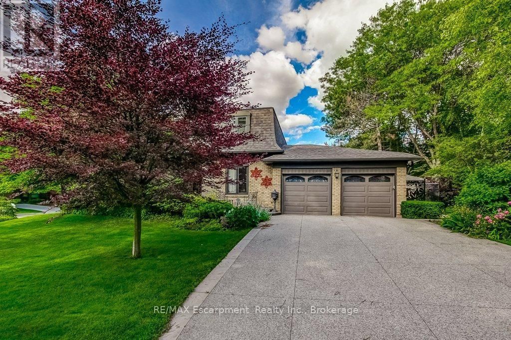 215 Briar Hill Crescent, Hamilton (ancaster)