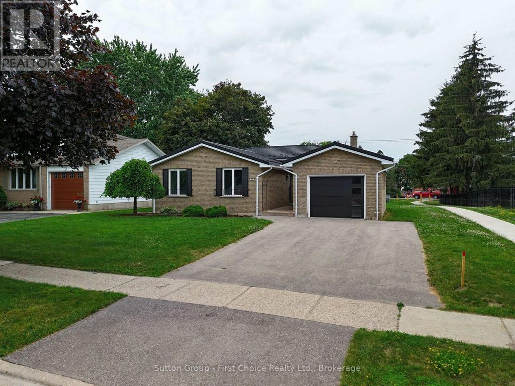 70 Bedford Drive, Stratford