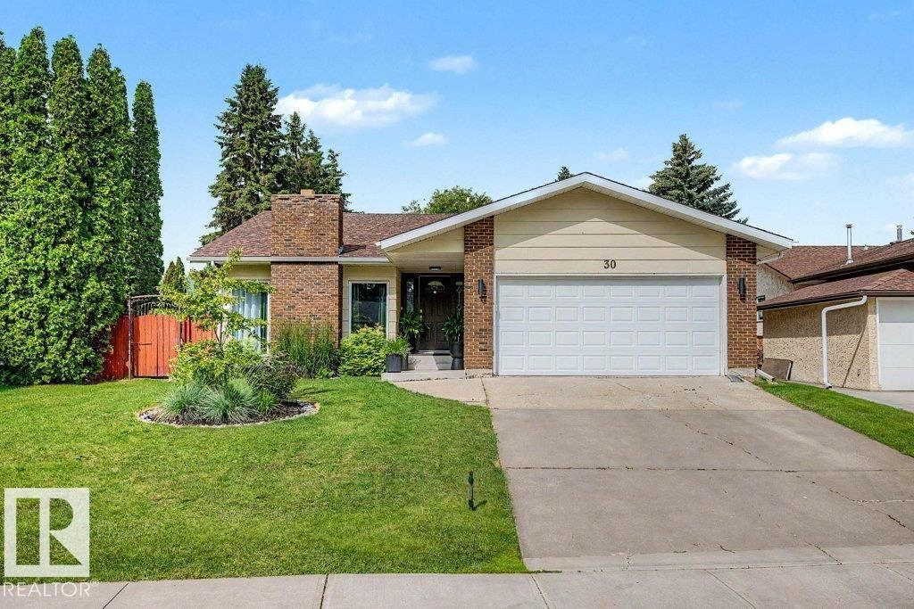 30 Adamic Cr, Leduc