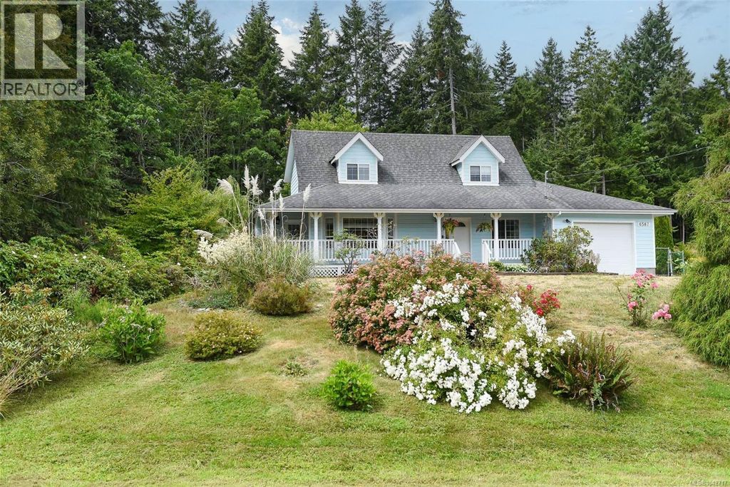 6587 Mystery Beach Rd, Fanny Bay