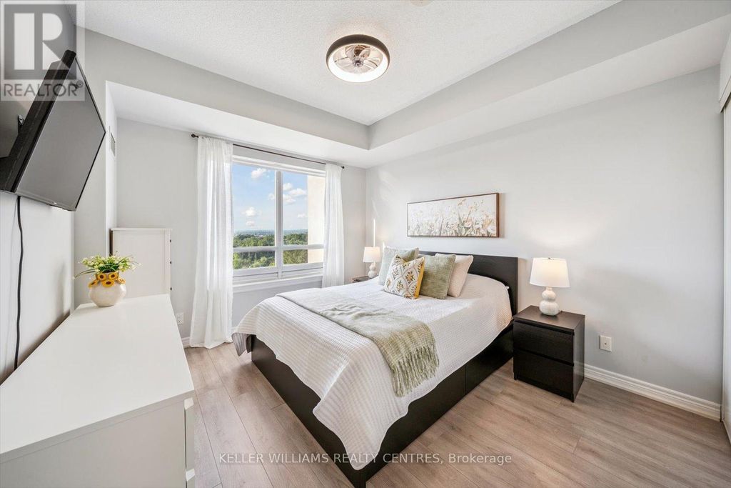 902 - 9245 Jane Street, Vaughan (maple)