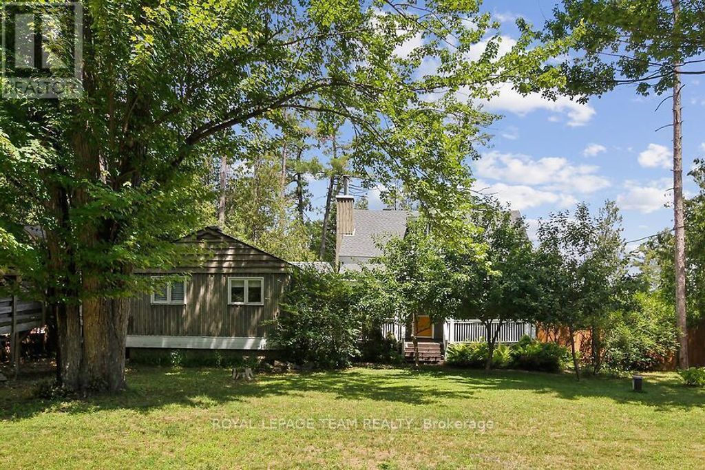 3636 Forestview Lane, Ottawa