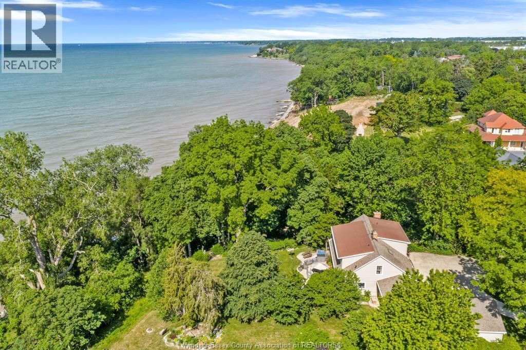 388 Seacliff Drive West, Leamington