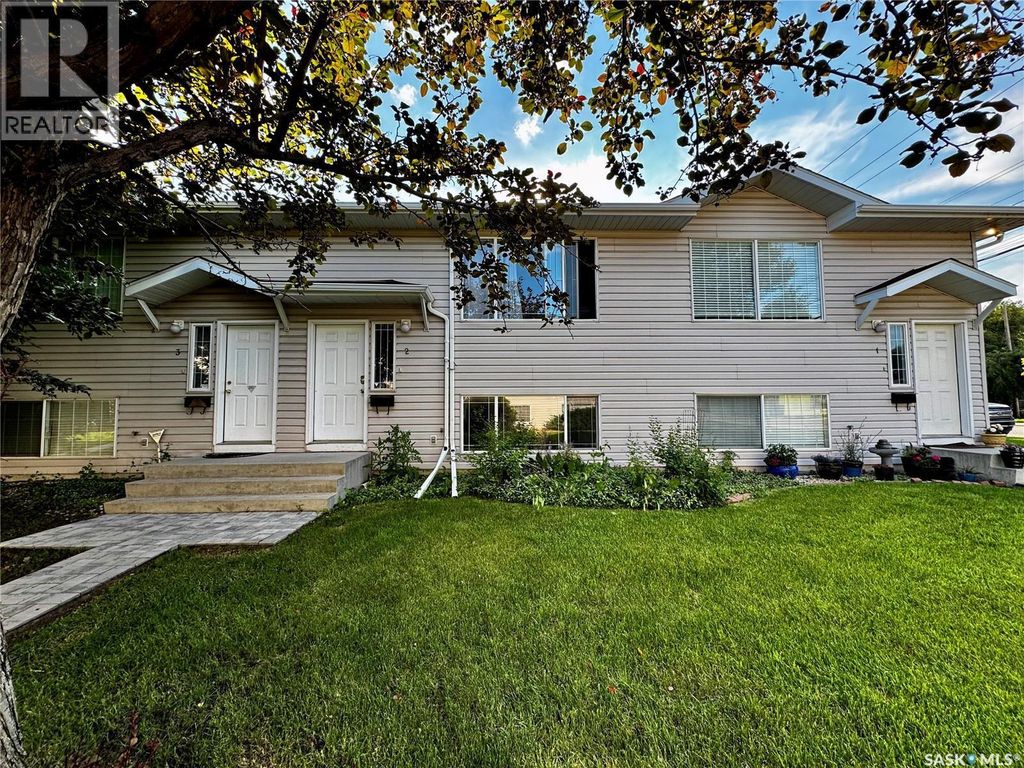 2 95 115th Street E, Saskatoon