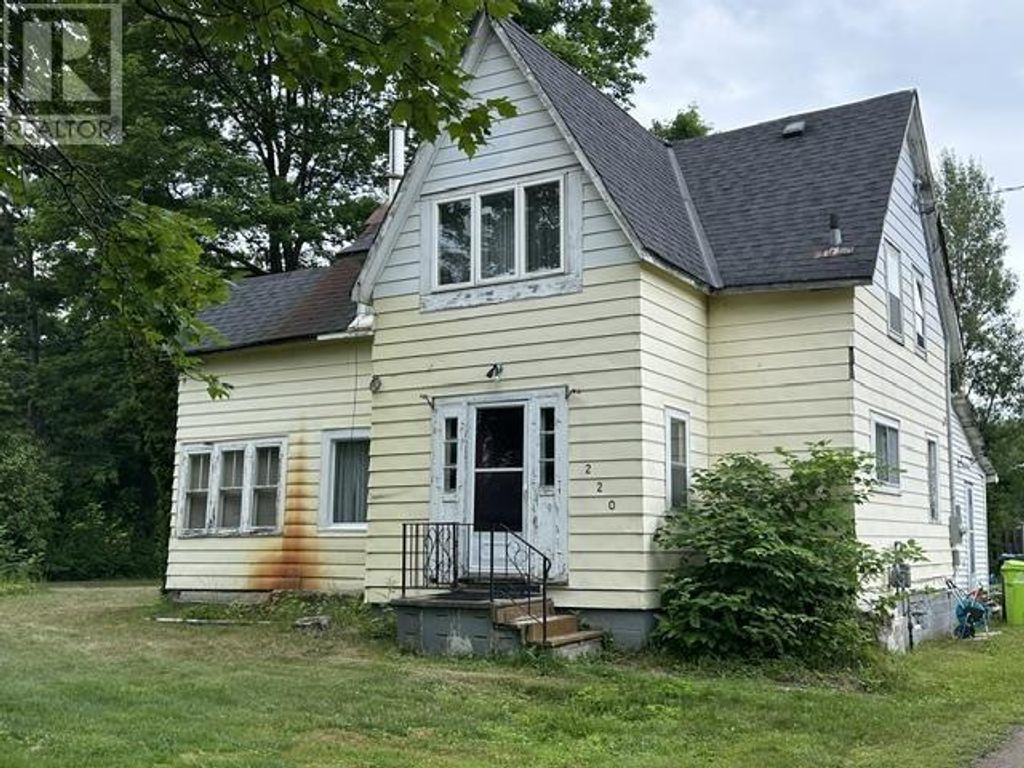 220 Fourth Lin E, Sault Ste. Marie
