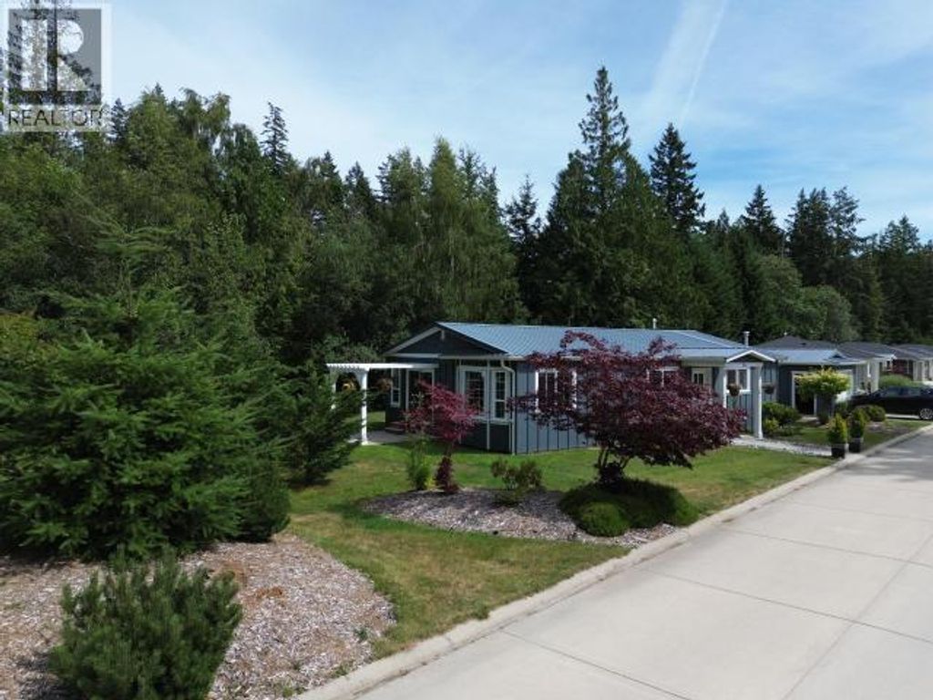 101-7440 Nootka Street, Powell River