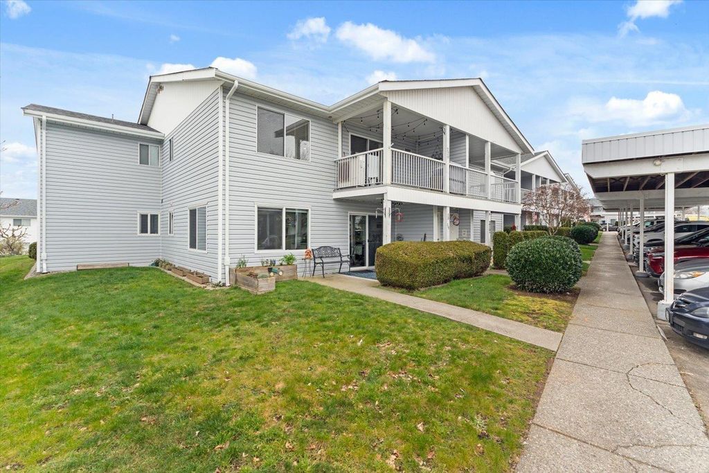 220 32691 Garibaldi Drive, Abbotsford