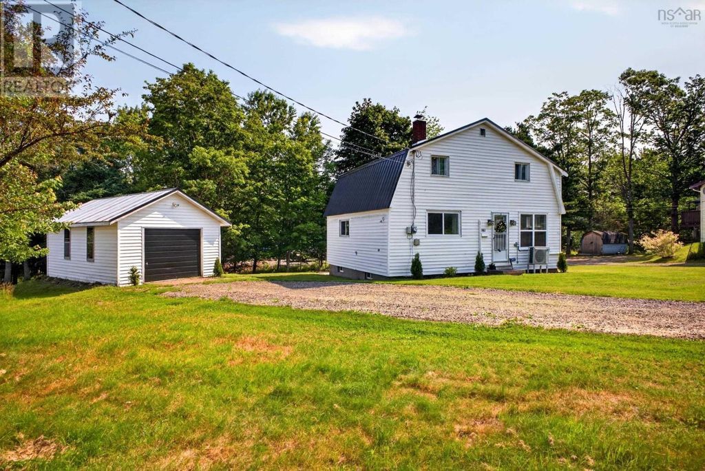 141 Harmony Road, Salmon River