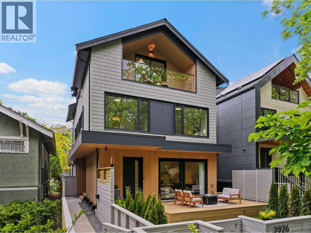 1 2926 W 12th Avenue, Vancouver