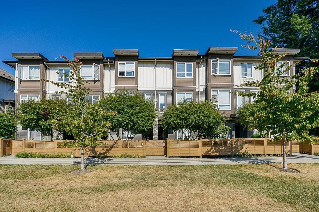 129 5888 144 Street, Surrey