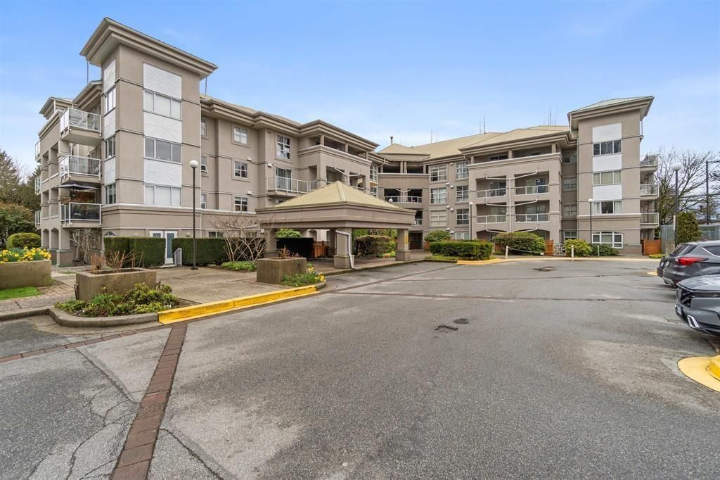 407 10533 University Drive, Surrey