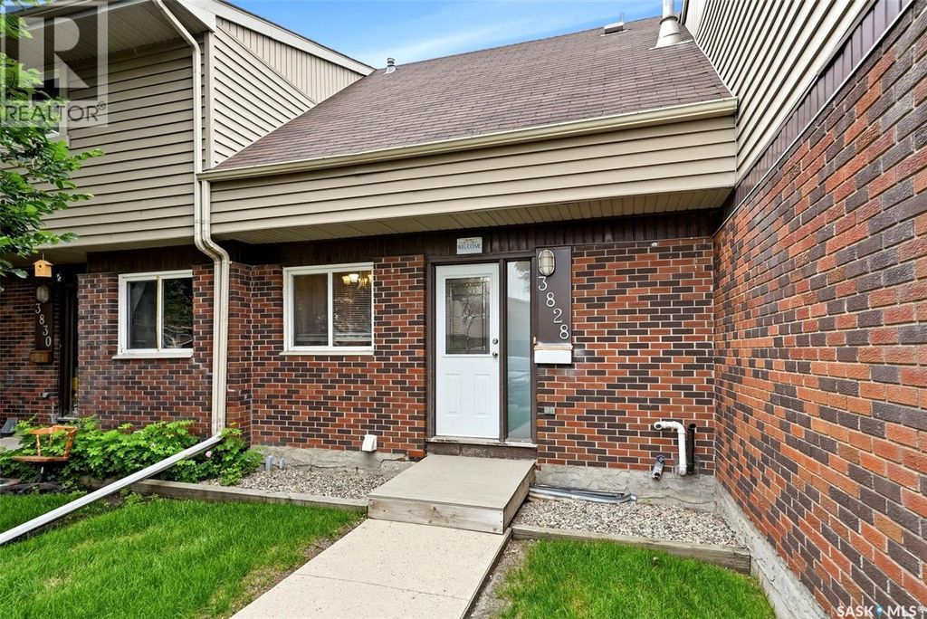 3828 Castle Road, Regina