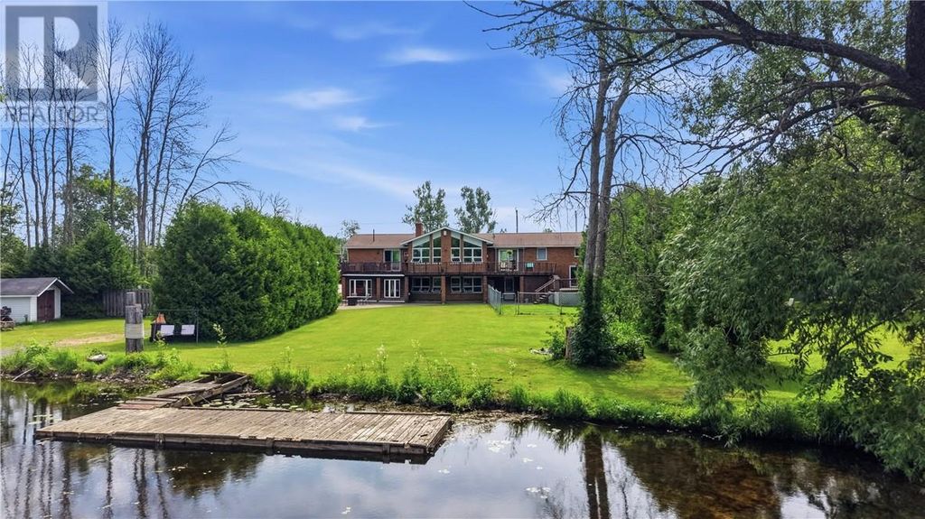 241 Woodward Avenue, Blind River