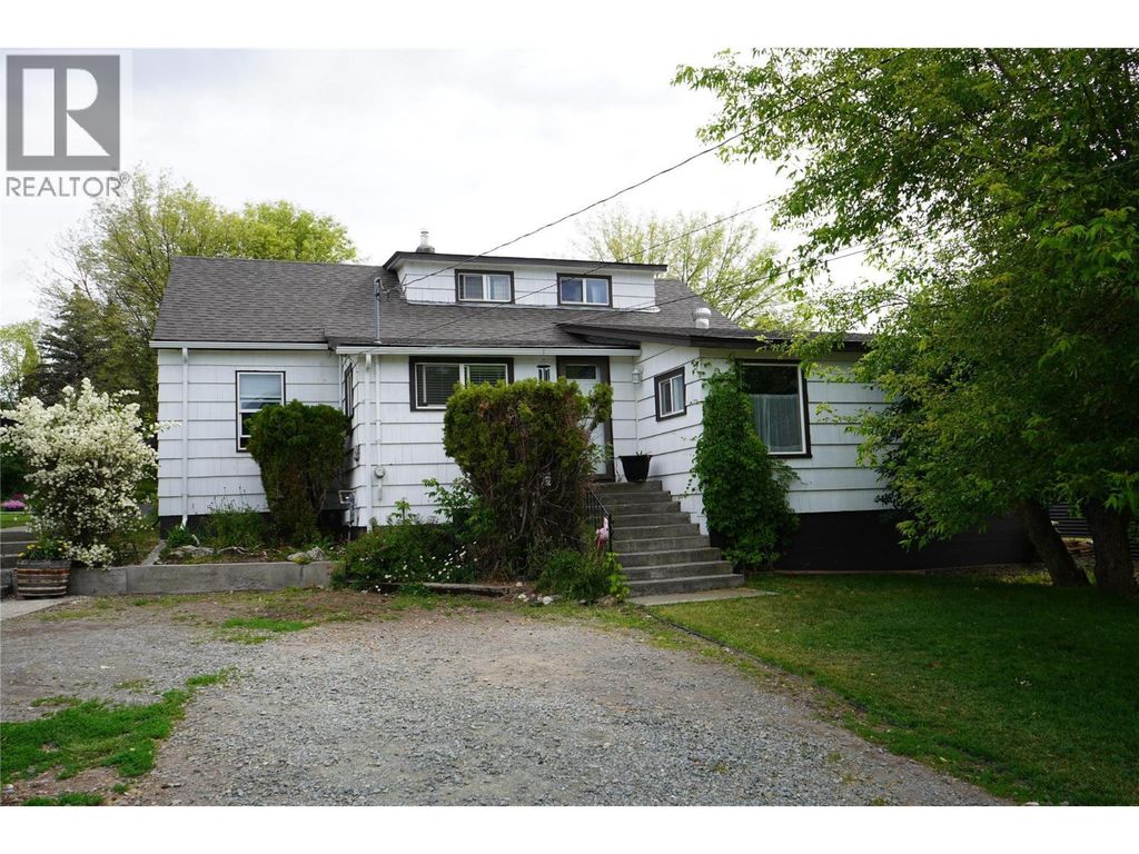 304 Mcdonald Avenue, Clinton